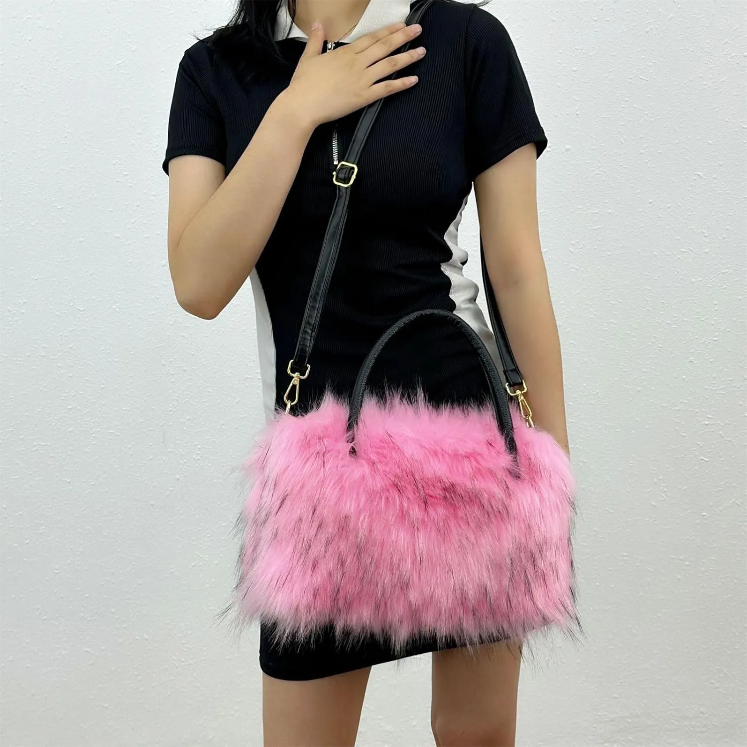 Aublinto Handbag Faux Fur Environmentally Friendly Plush Bag Women's Bag Faux Fur Shoulder Bag Fuzzy Purse Bucket Bag Handbag Fluffy Purse for Shopping Work Outdoors