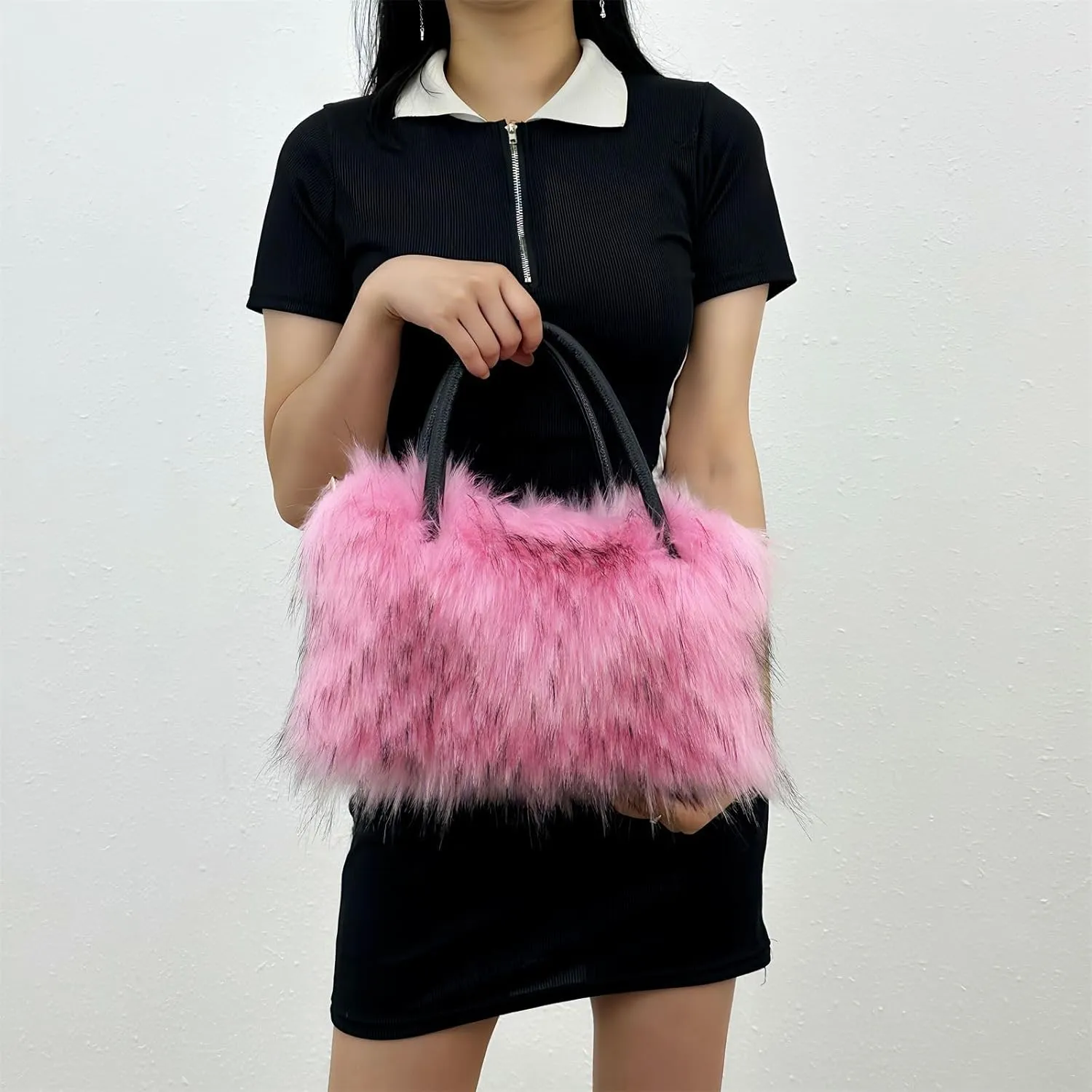 Aublinto Handbag Faux Fur Environmentally Friendly Plush Bag Women's Bag Faux Fur Shoulder Bag Fuzzy Purse Bucket Bag Handbag Fluffy Purse for Shopping Work Outdoors