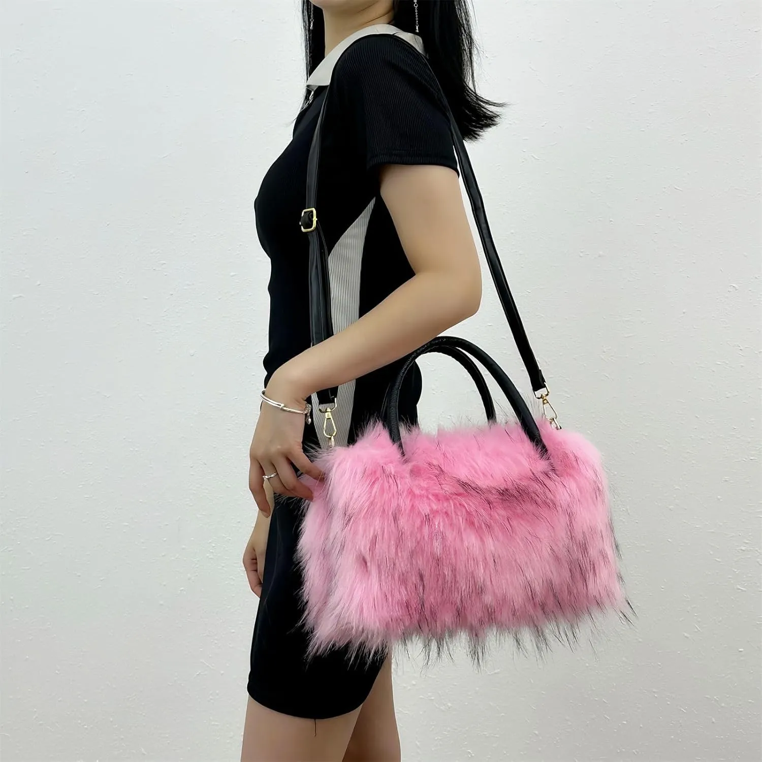 Aublinto Handbag Faux Fur Environmentally Friendly Plush Bag Women's Bag Faux Fur Shoulder Bag Fuzzy Purse Bucket Bag Handbag Fluffy Purse for Shopping Work Outdoors