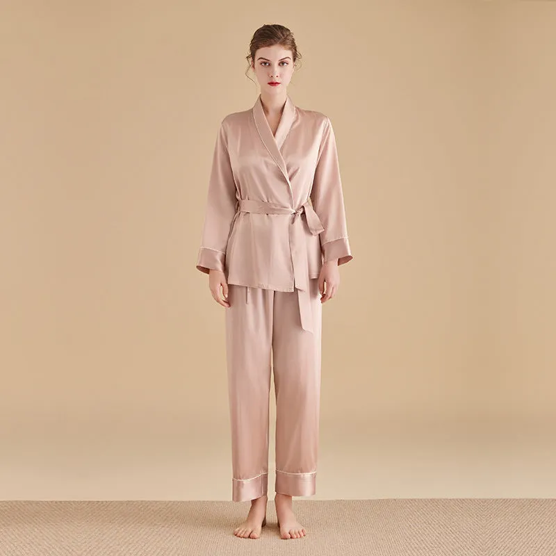 Autumn and winter simple silk nightgown