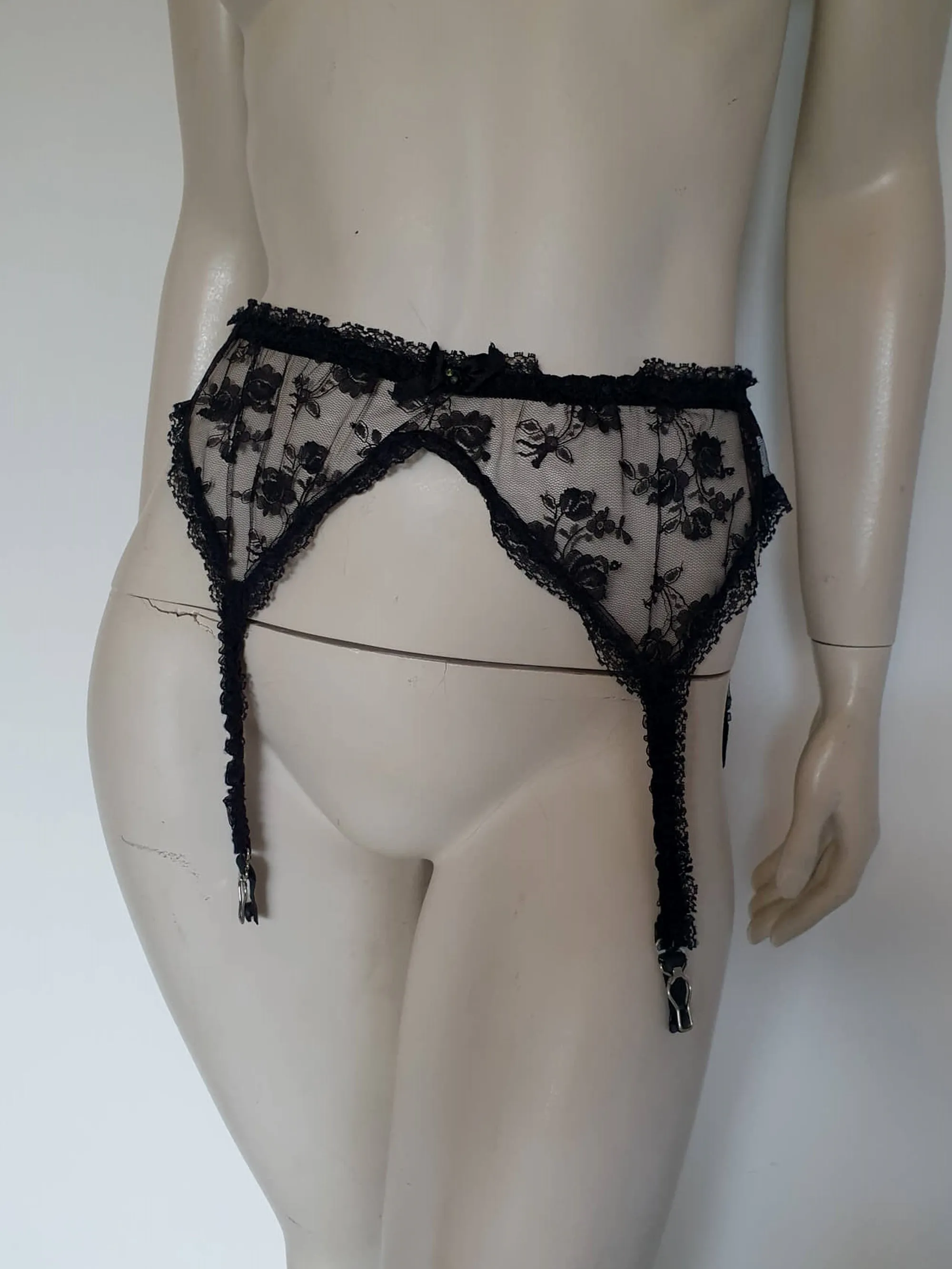 Black Lace Garter Belt, Suspender Belt, by Estelle