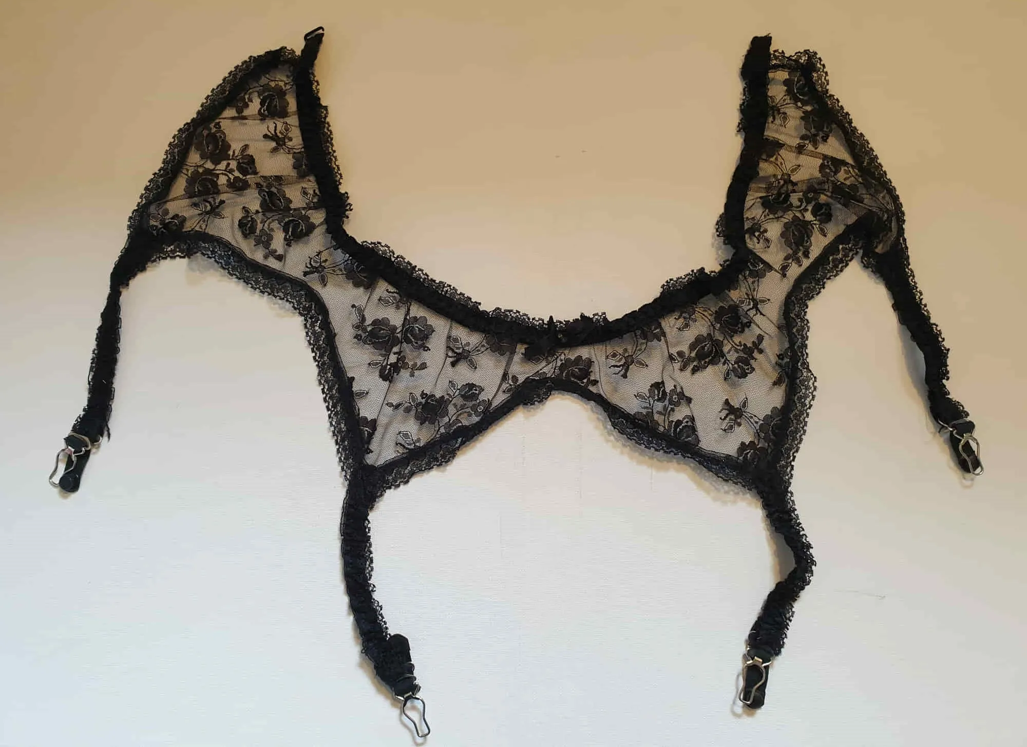 Black Lace Garter Belt, Suspender Belt, by Estelle