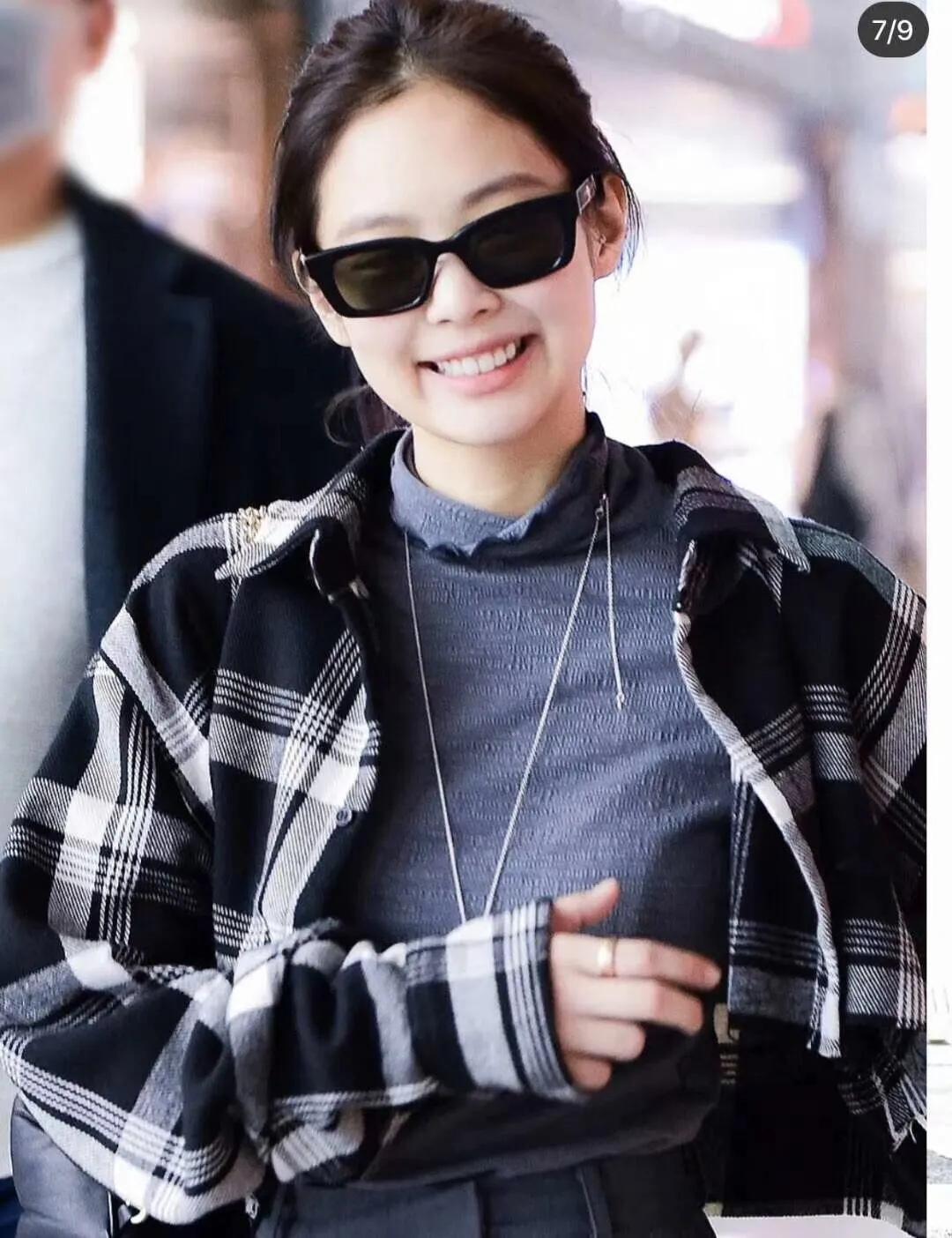 Blackpink Jennie Kim Inspired Short Plaid Gray Flannel Shirt
