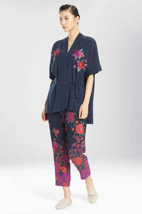 Botanica Embroidery Wrap