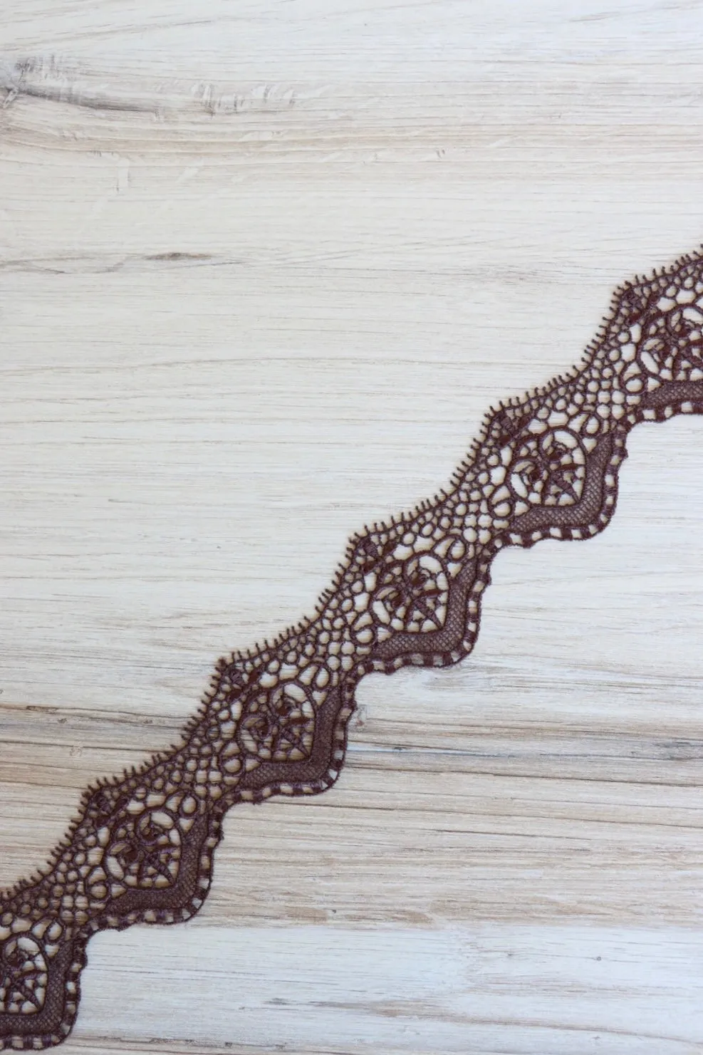 Brown 2" Wide Venice Trim