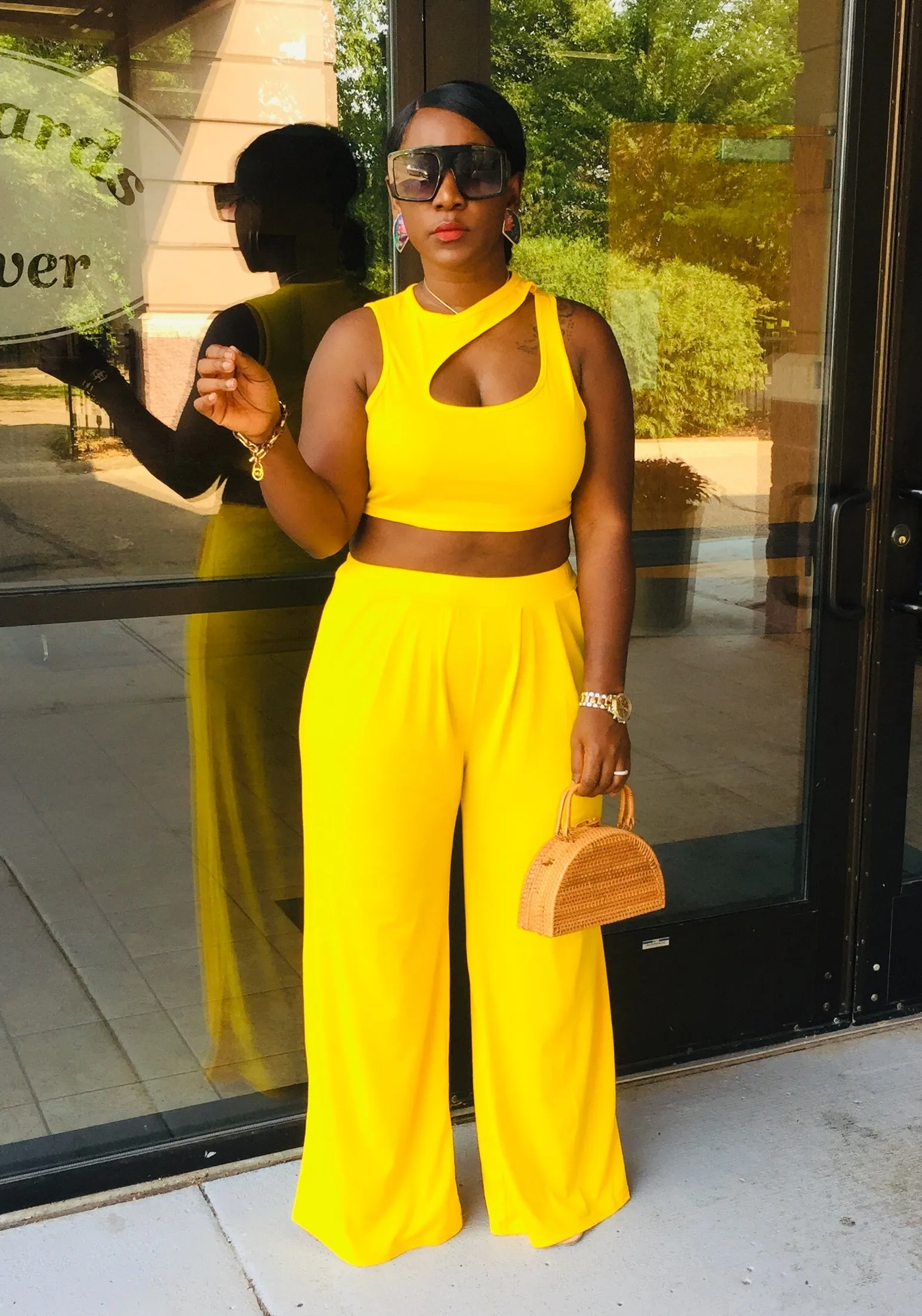 Casual 2 Piece Outfit for Women Sleeveless Ruffle Halter Tank Tops and Flare Pleated Wide Leg Pants Sets Streetwear