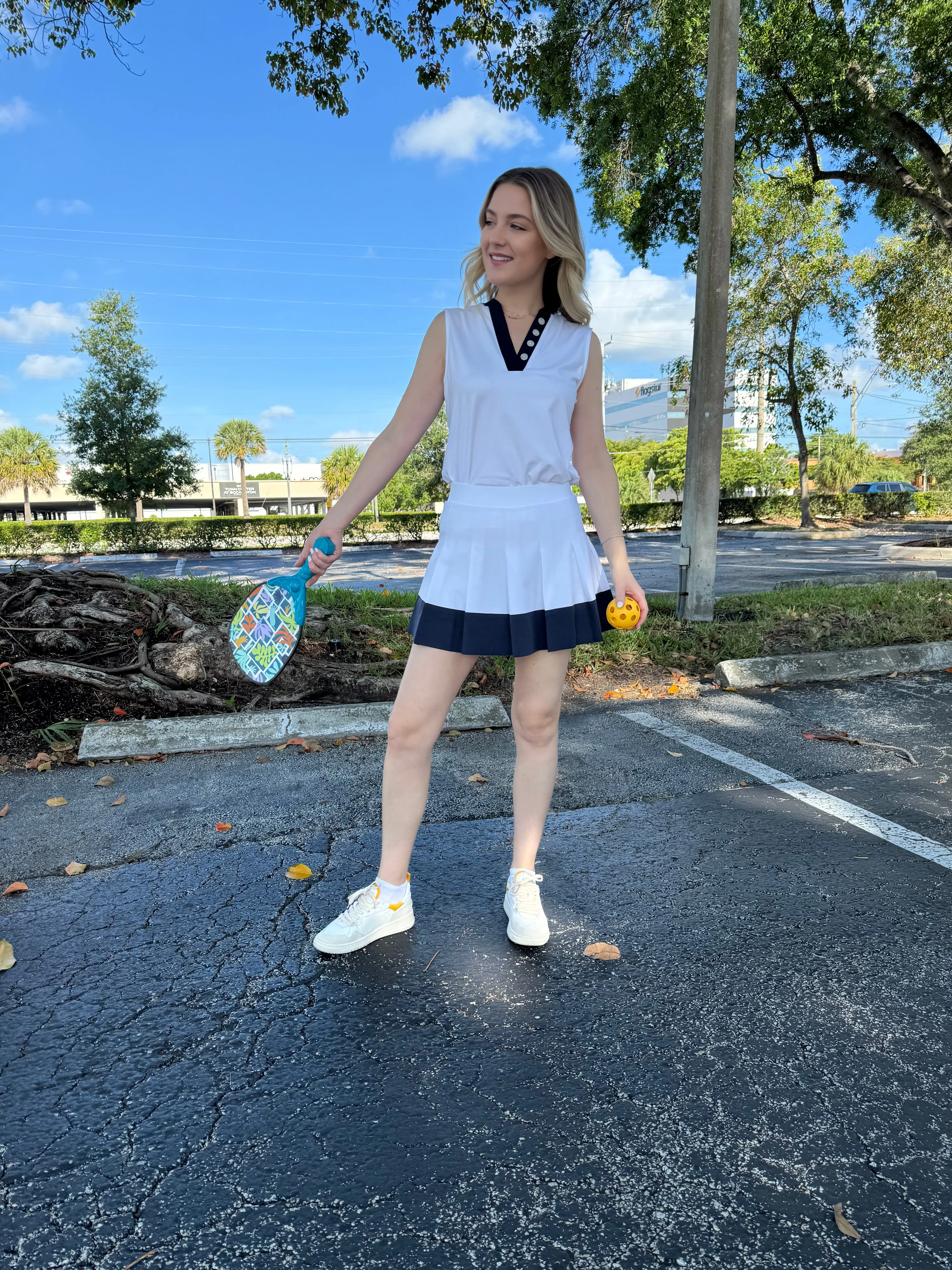 Chase High Rise Skort 14.5" - White/Blue Nights
