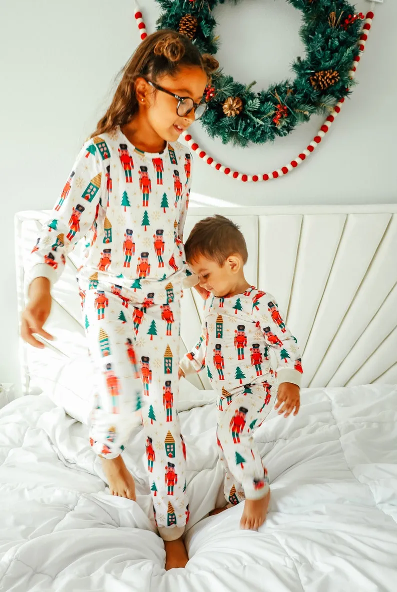 CHRISTMAS FAMILY MATCHING pajamas | family pajamas | matching outfits | matching pjs | coordinating pajamas | holiday matching pajamas