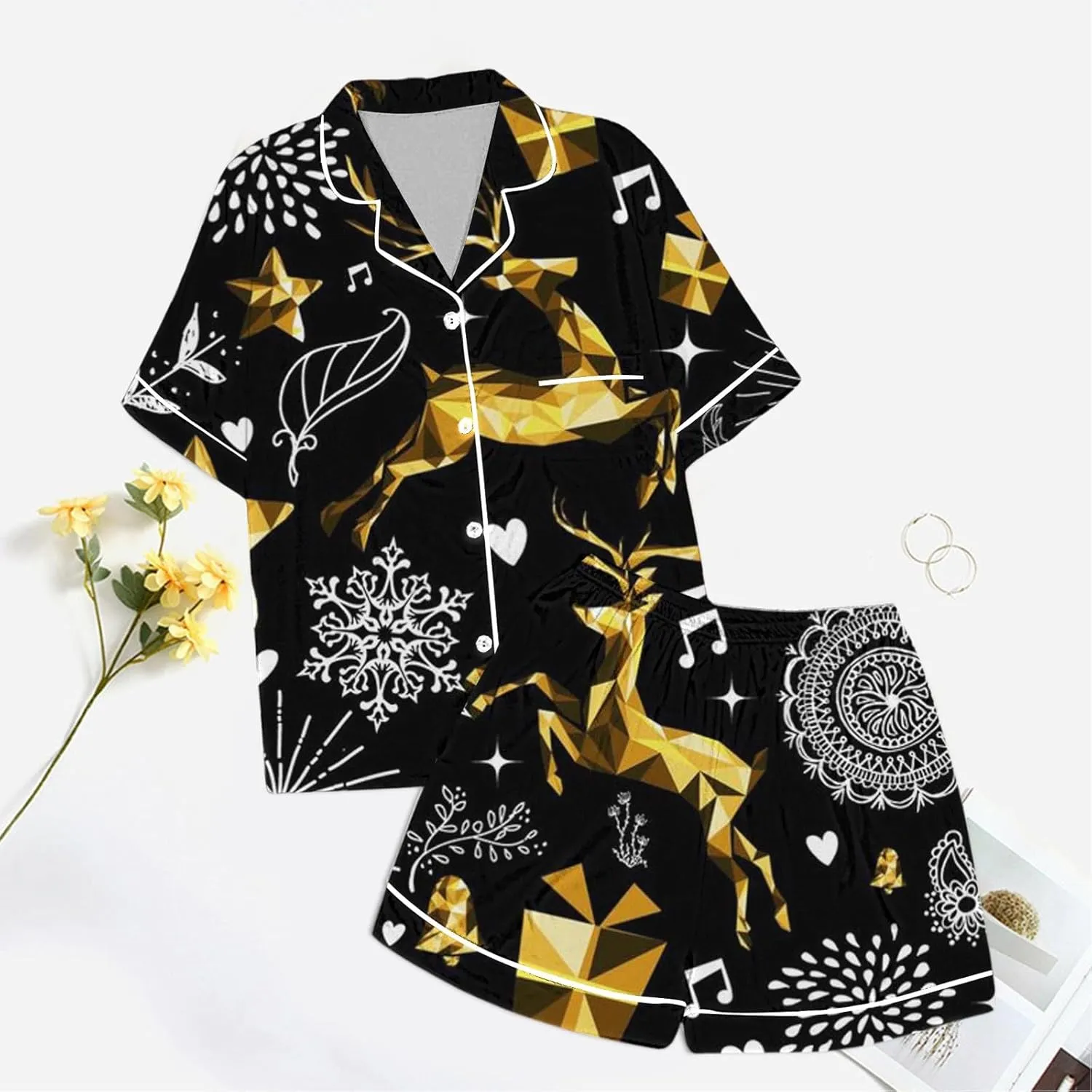 Christmas Pajamas Sets for Women, Women's Pajama Short Sleeve Sleepwear Soft Pj Set Elk Graphic Top and Shorts Pajamas Set