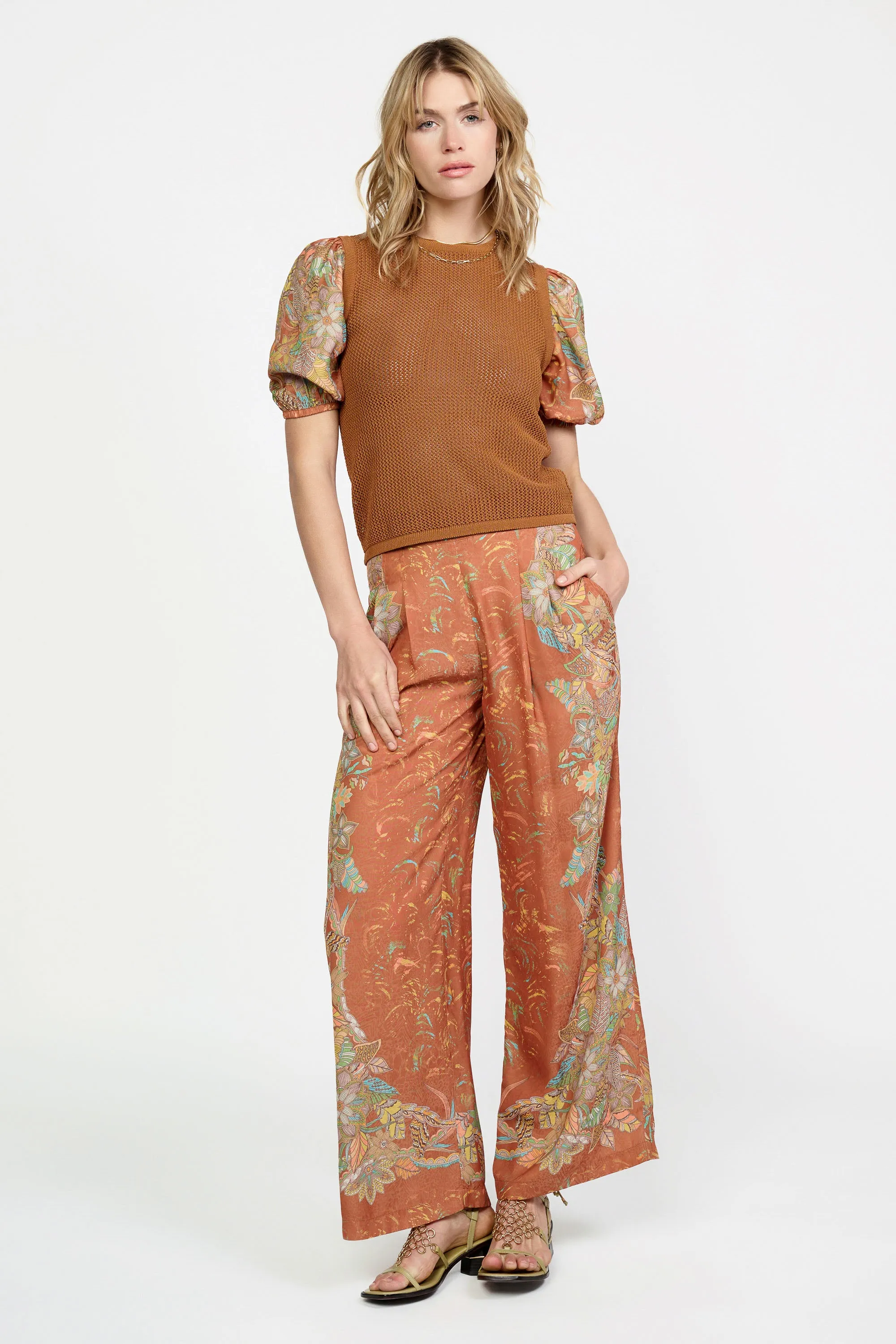 Contrast Sleeve Retro Knit Top