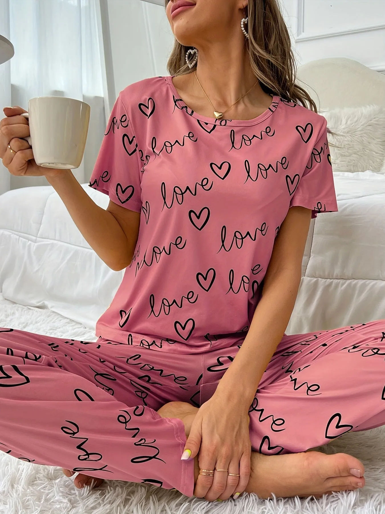 Cozy Pink Pajamas Set, Love Hearts Printed Short Sleeve Top Elastic Waist Pants