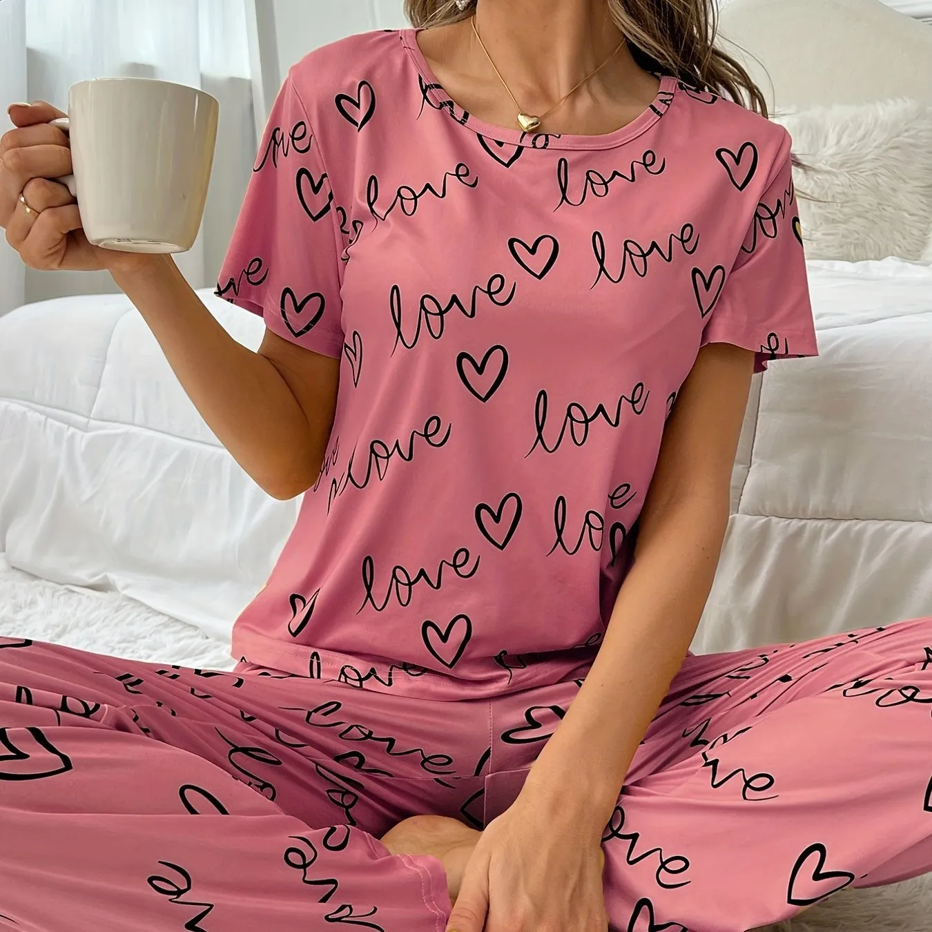 Cozy Pink Pajamas Set, Love Hearts Printed Short Sleeve Top Elastic Waist Pants