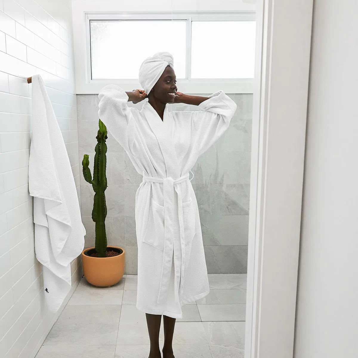 Dock & Bay Bath Robe - Crystal White - Outlet