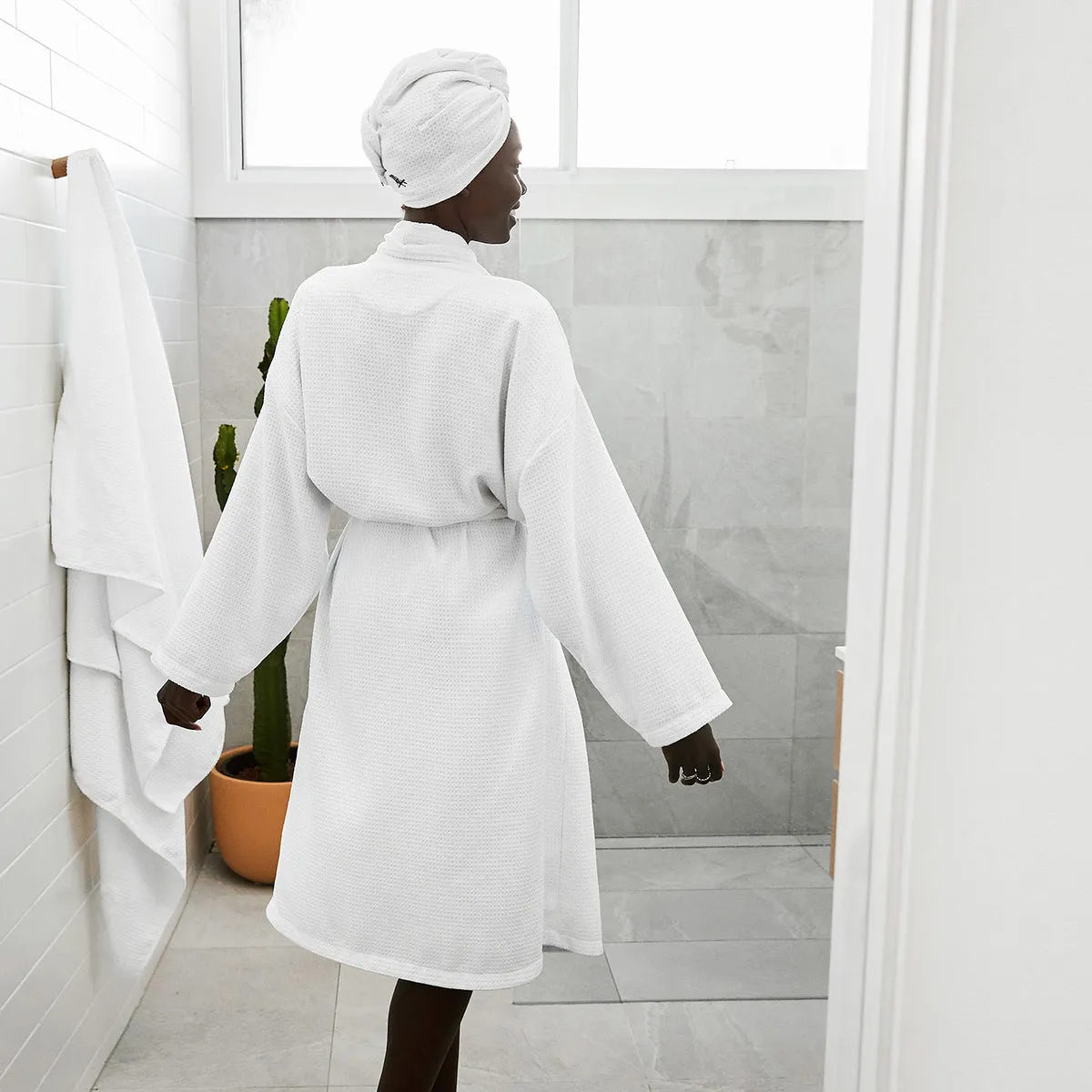 Dock & Bay Bath Robe - Crystal White - Outlet