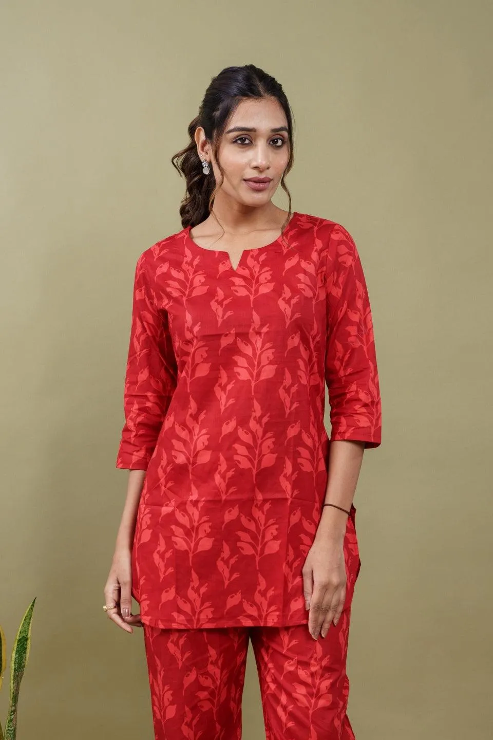 Ekisha's women red floral printed cotton co-ord set lounge wear