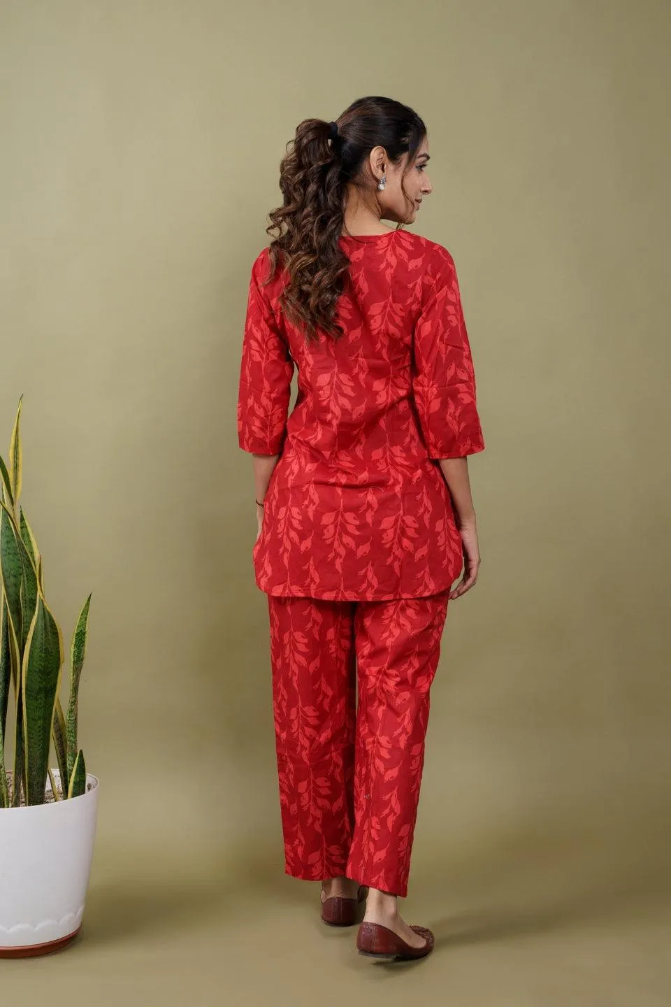 Ekisha's women red floral printed cotton co-ord set lounge wear