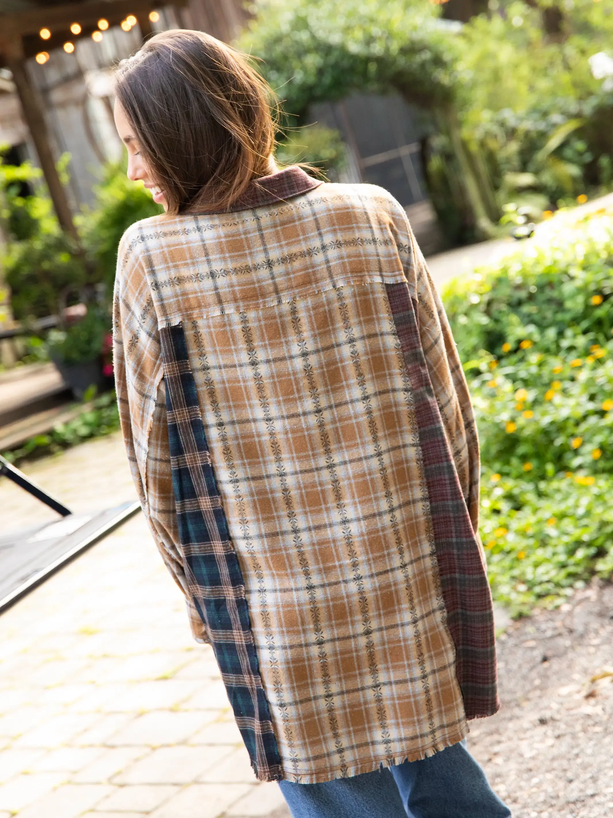 Elliott Oversized Mixed Flannel Shirt - Tan Navy Mixed Plaid