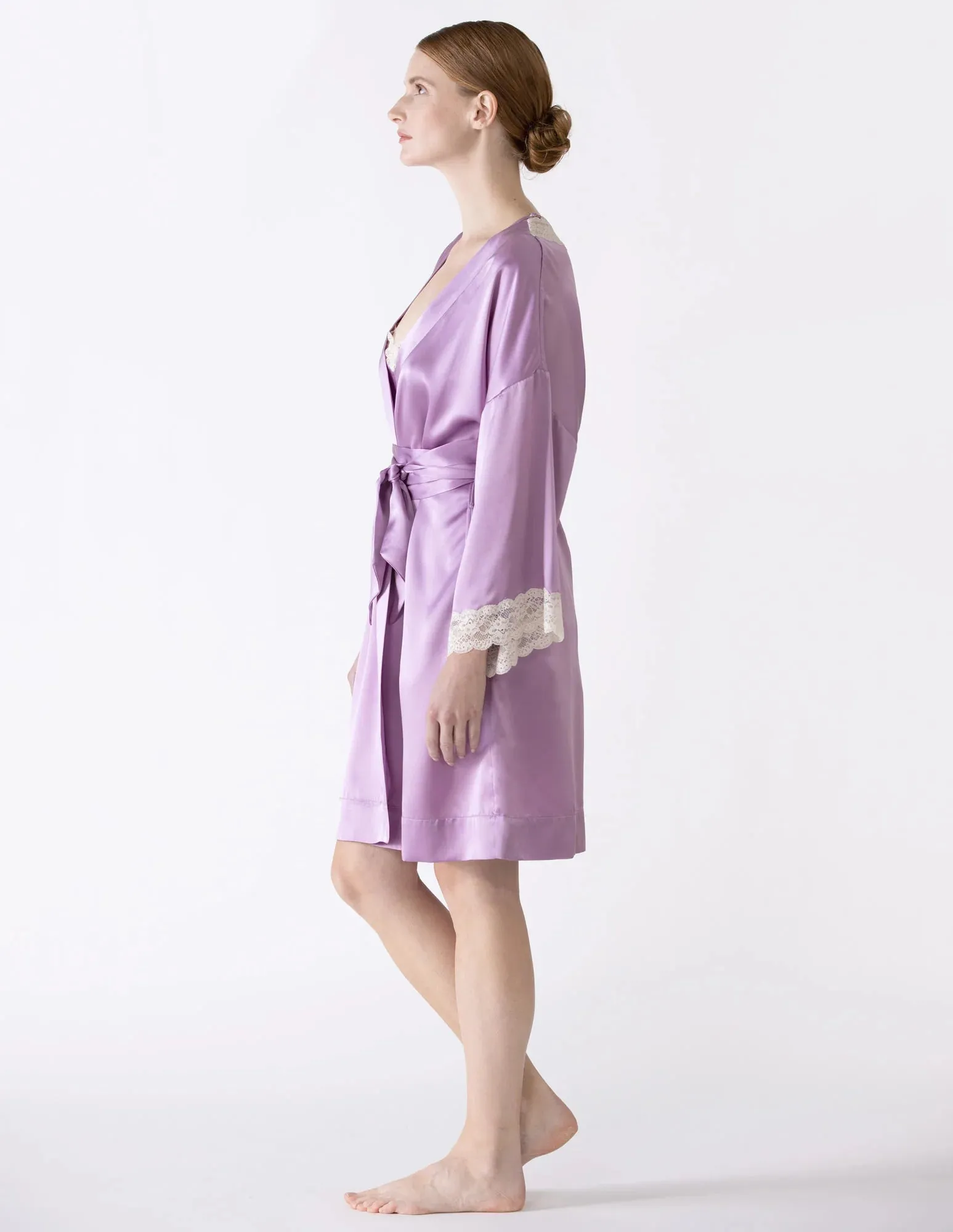 Gardenia Lace Trim Short Silk Kimono