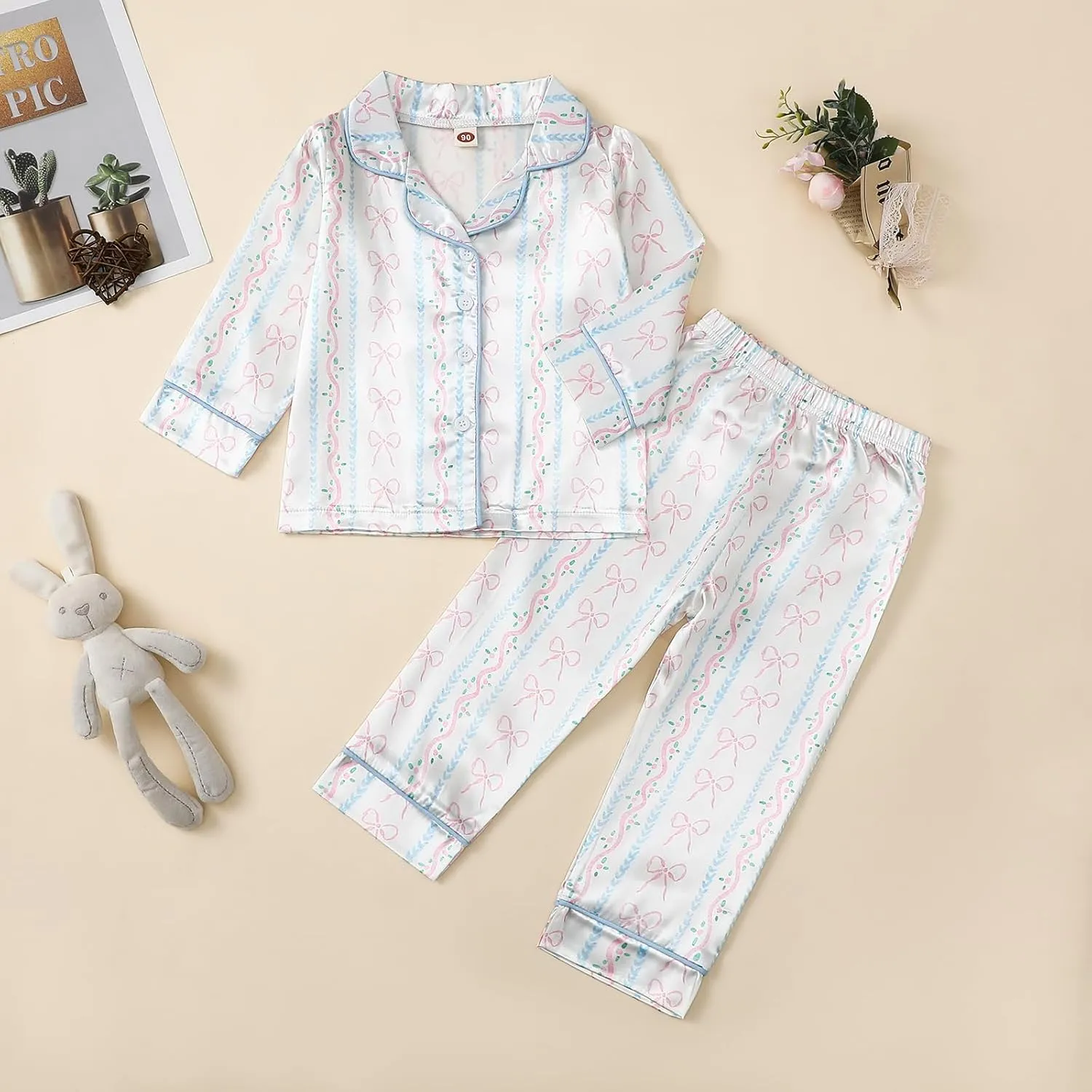 Kids Baby Girls Satin Pajamas Set Valentines Heart Print Pajamas Button Shirt Pj Pants Toddler 2 Piece Pjs Sleepwear