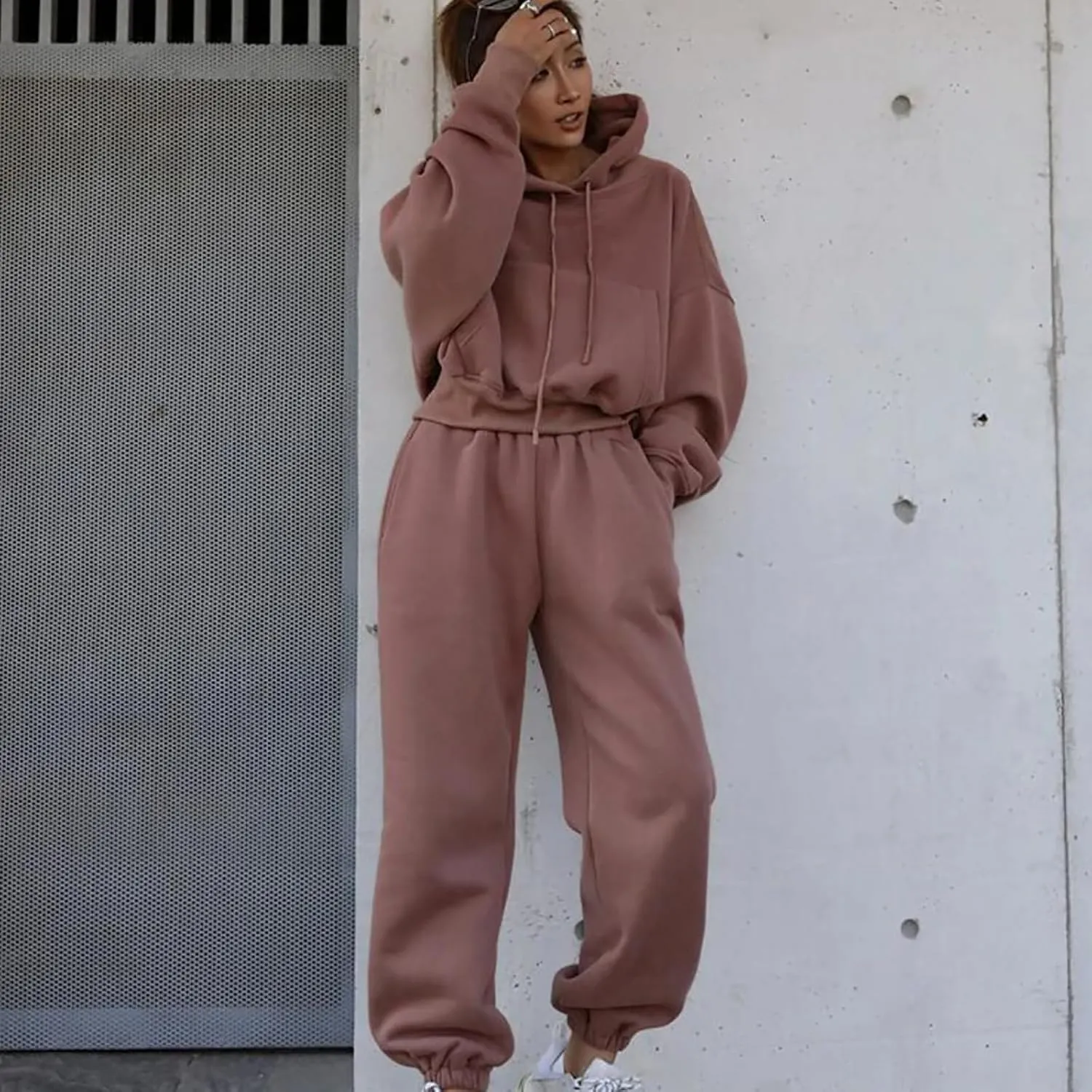 Lastesso Womens Matching Lounge Set Soft Long Sleeve Drawstring Tops Baggy Solid Sweat Suits Casual Sprint Fall Clothes
