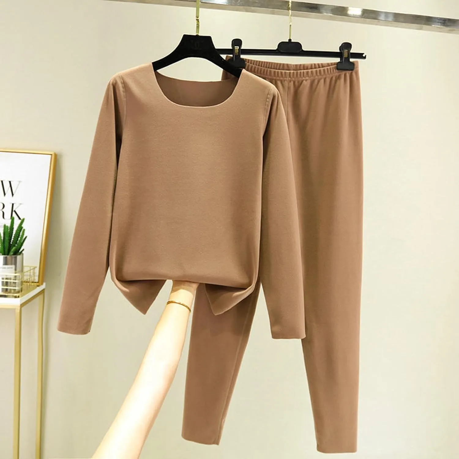 lcziwo Women's Long Sleeve Pajama Sets Ultra Soft Crewneck Tops Wide Leg Pants Warm Lightweight Winter Pjs Set Loungewear