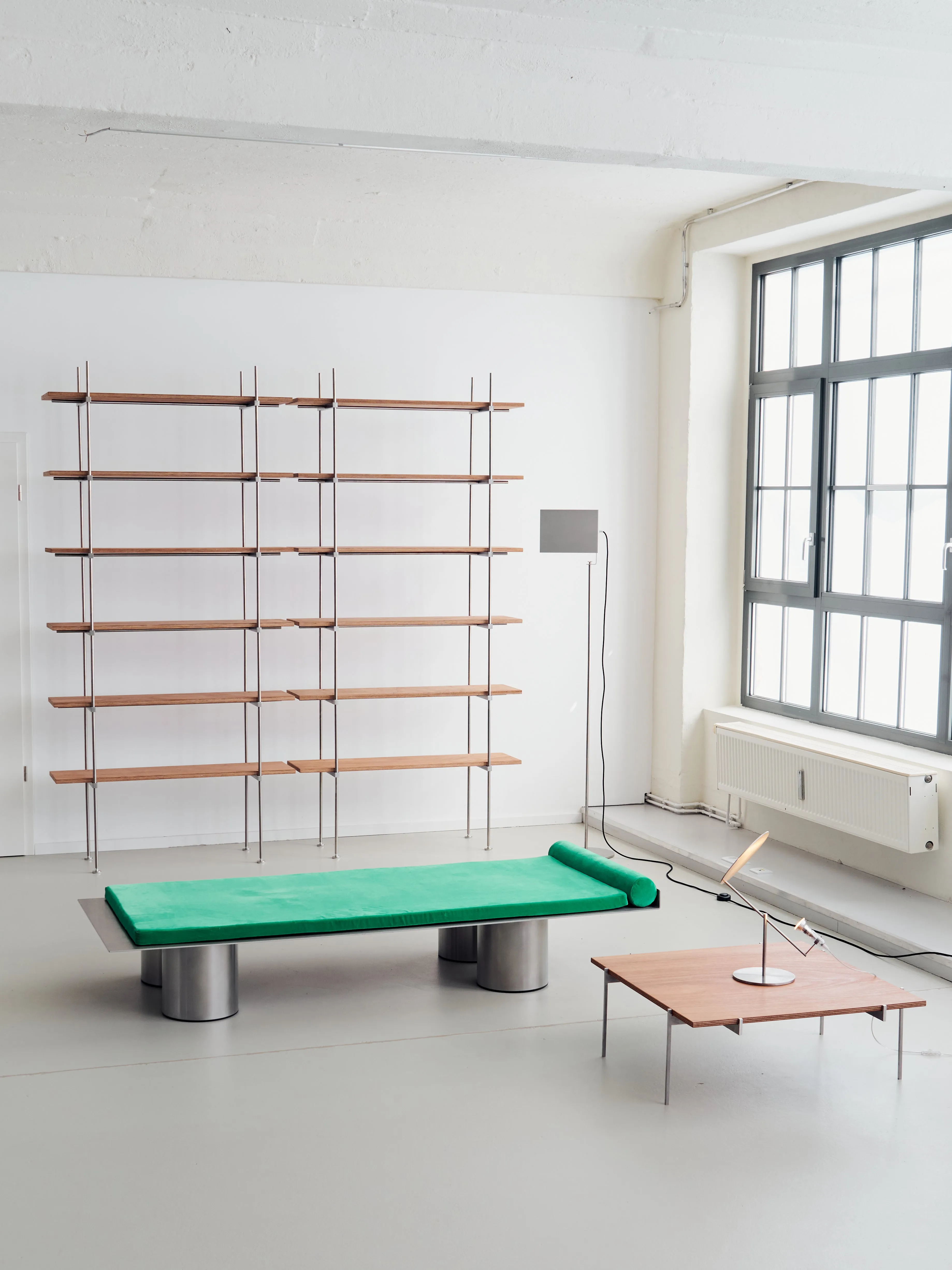 Lightweight Lounge Table