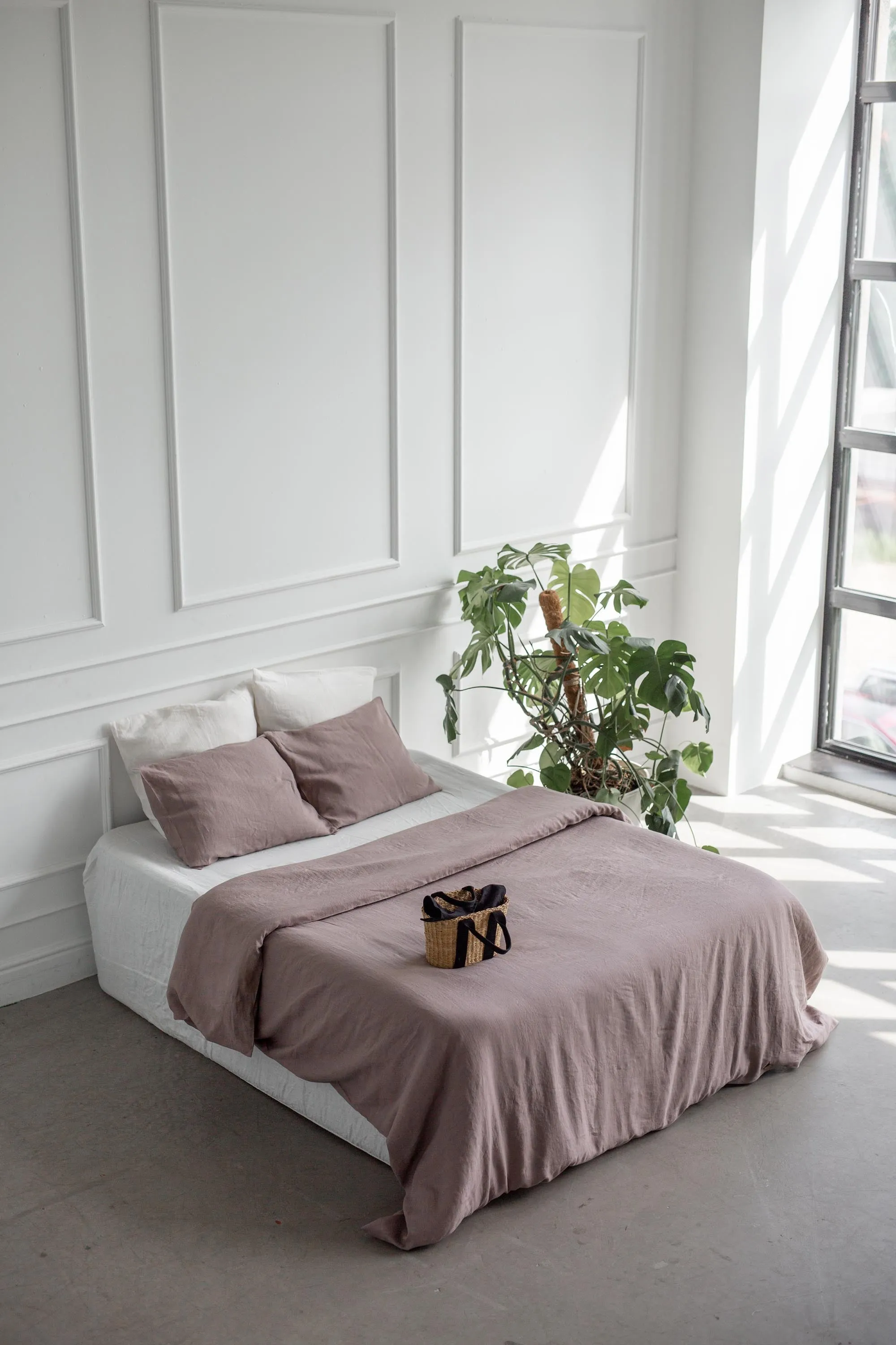 Linen duvet cover in Rosy Brown