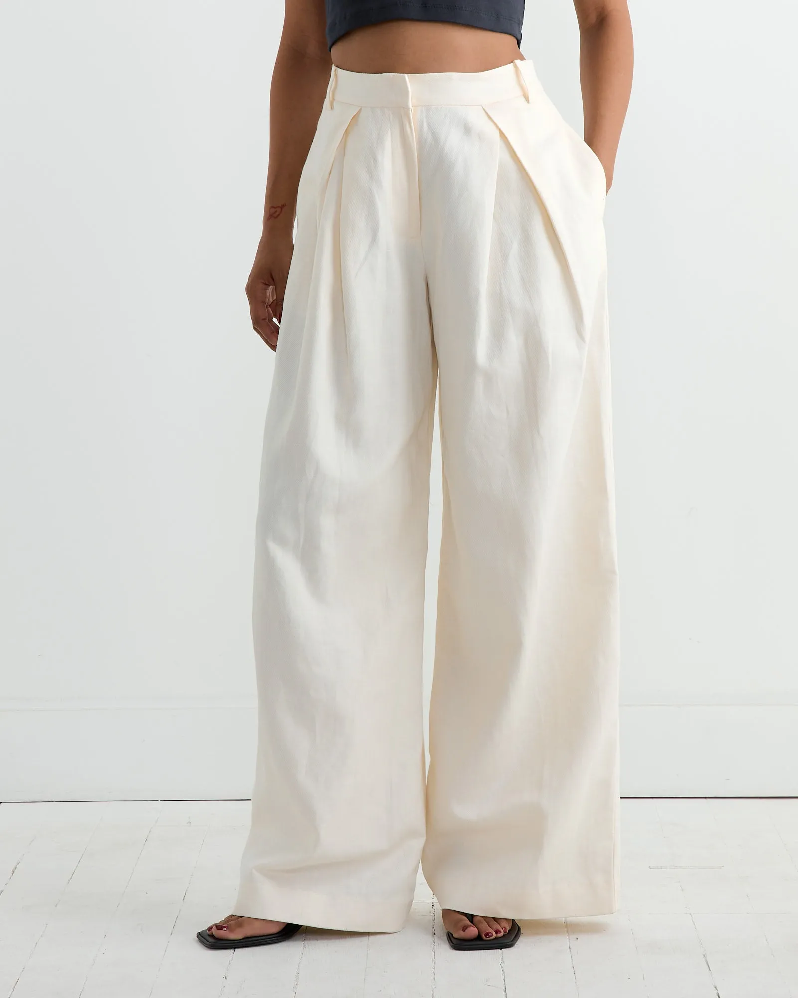 Minimal Fold Trouser in Ivory