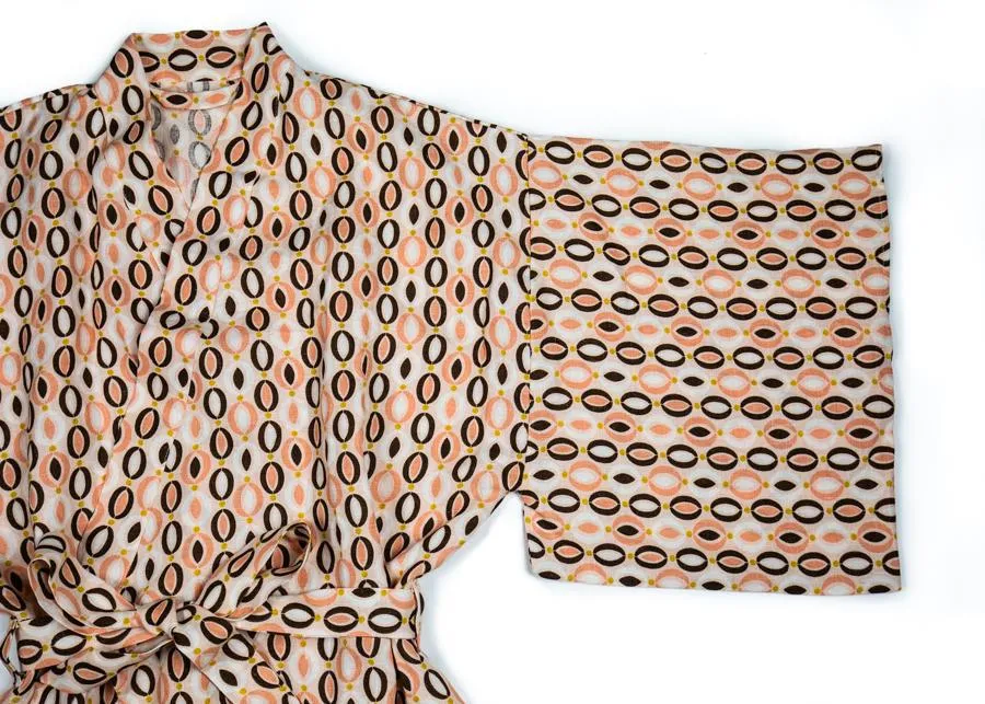 Oval Tootenbacher Robe