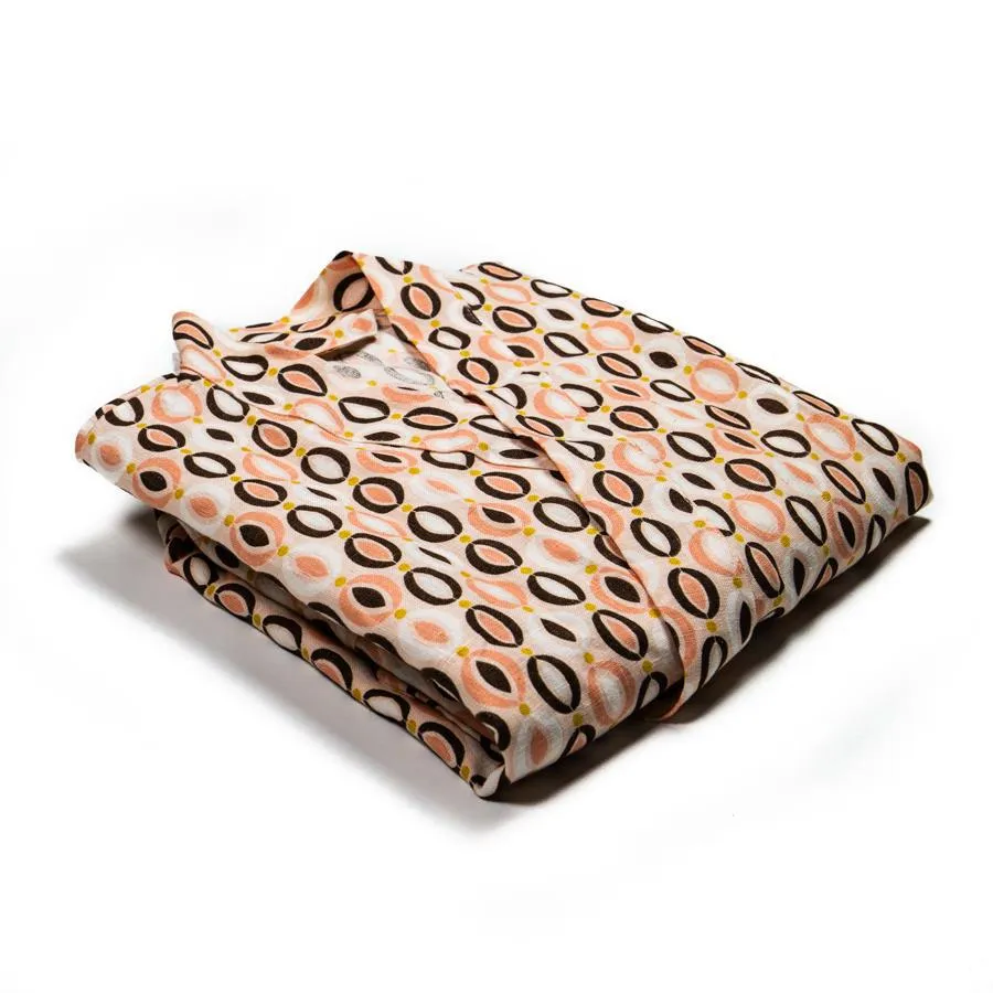 Oval Tootenbacher Robe