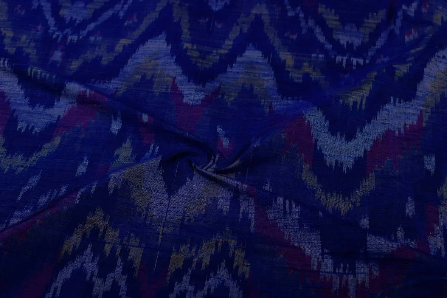 Precut Of 1 Meter Of Blue Raw Silk Ikat Fabric