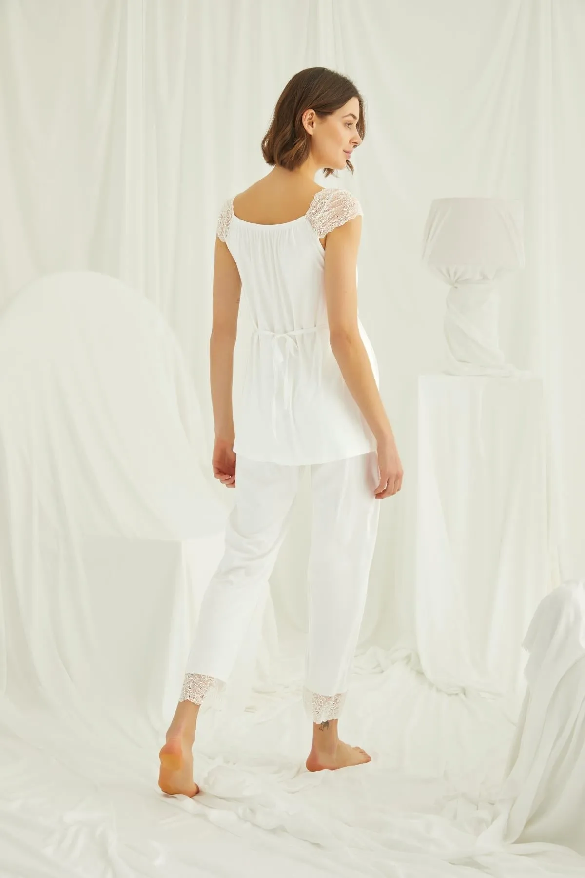 Shopymommy 18203 Lace 3-Pieces Maternity & Nursing Pajamas With Robe Ecru