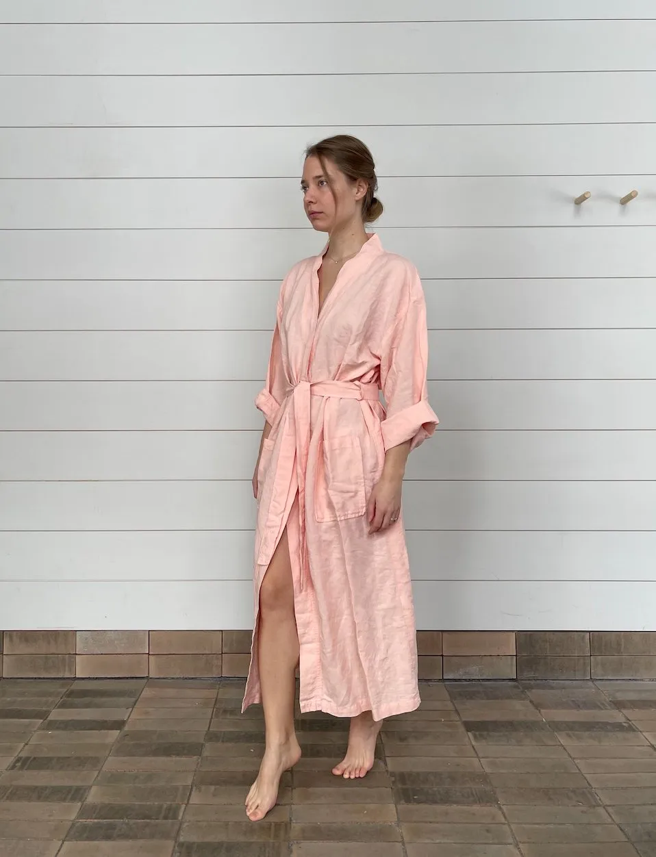 SOFT PINK LINEN BATHROBE KIMONO