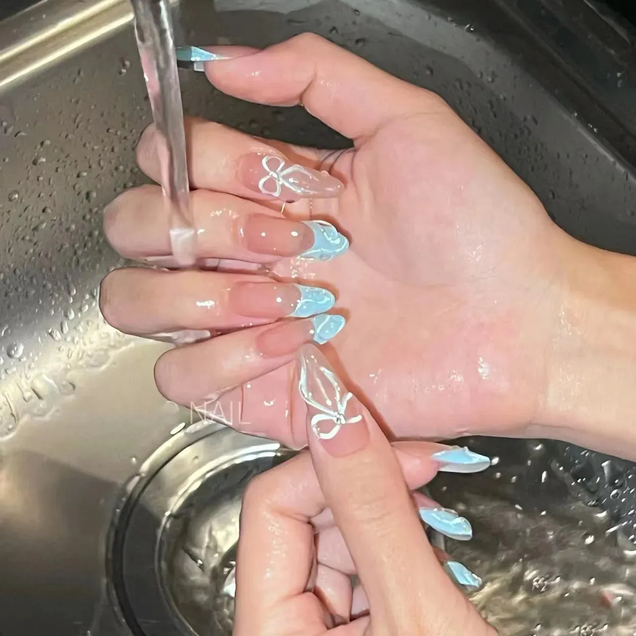 TAVIMART  -  10Pcs Kawaii Almond Handmade False Gel Nails with Glue Strawberry Cartoon Fake Nail Design Sweet Cute Press on Acrylic Nail Tips
