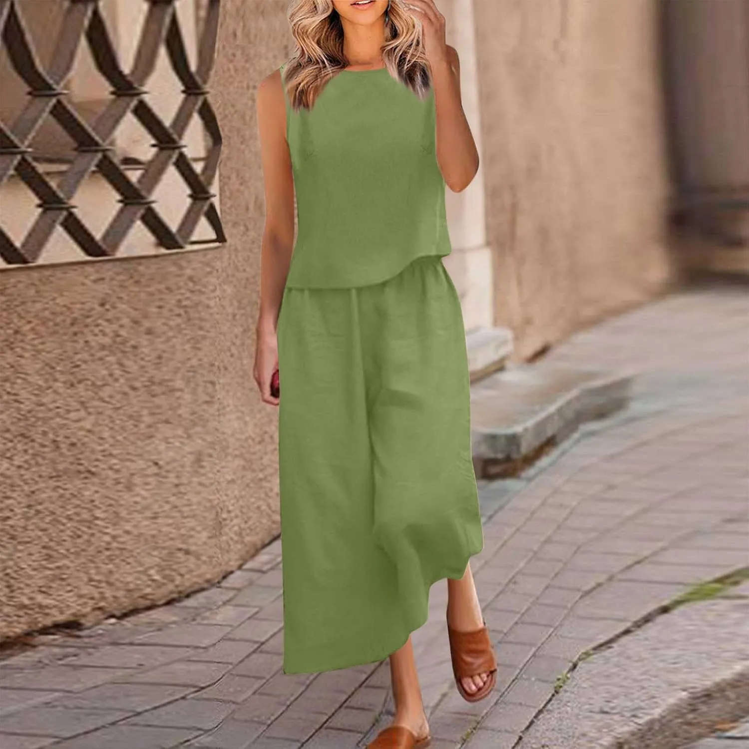 Vacation Outfits for Women Round Neck Sleeveless Tank Top Wide Leg Pants Loungewear Sets 2 Piece Travel Outfit