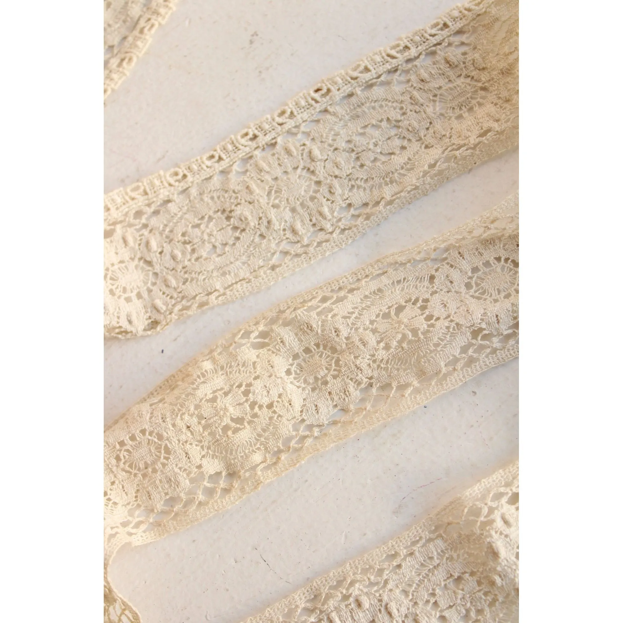Vintage Edwardian Lace, Ivory 1 & 7/8" Wide, 50" Piece