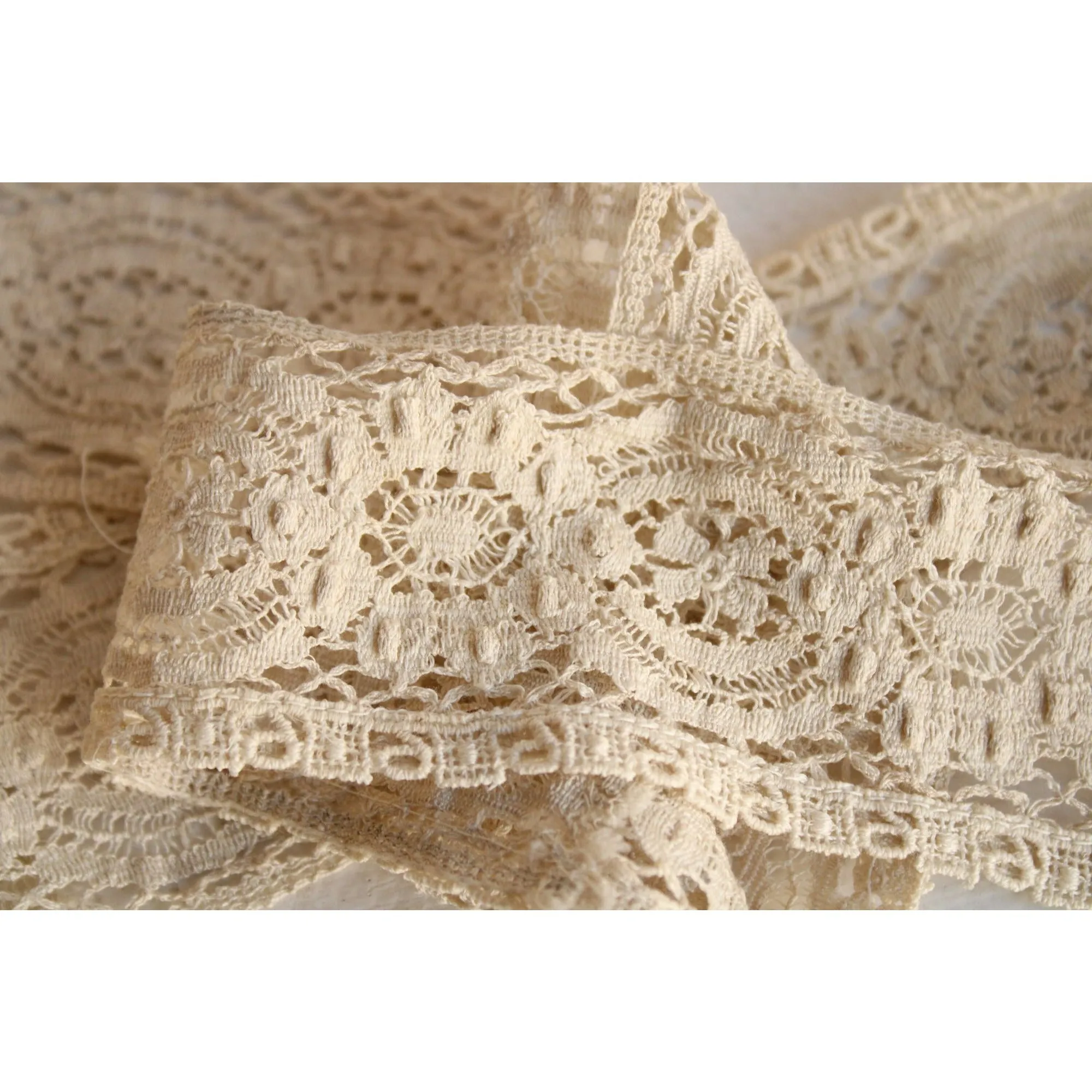 Vintage Edwardian Lace, Ivory 1 & 7/8" Wide, 50" Piece