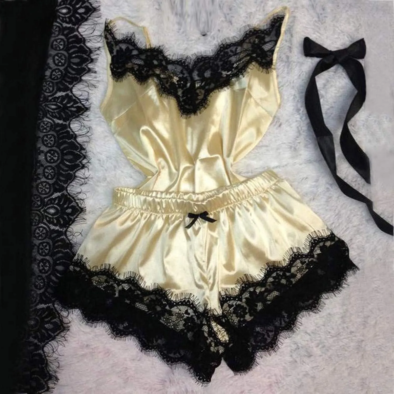 Women Lace Sleepwear 2 Piece Pajamas Set Sexy Lingerie Cami Shorts Set Spaghetti Strap Nightwear Soft Loungewear