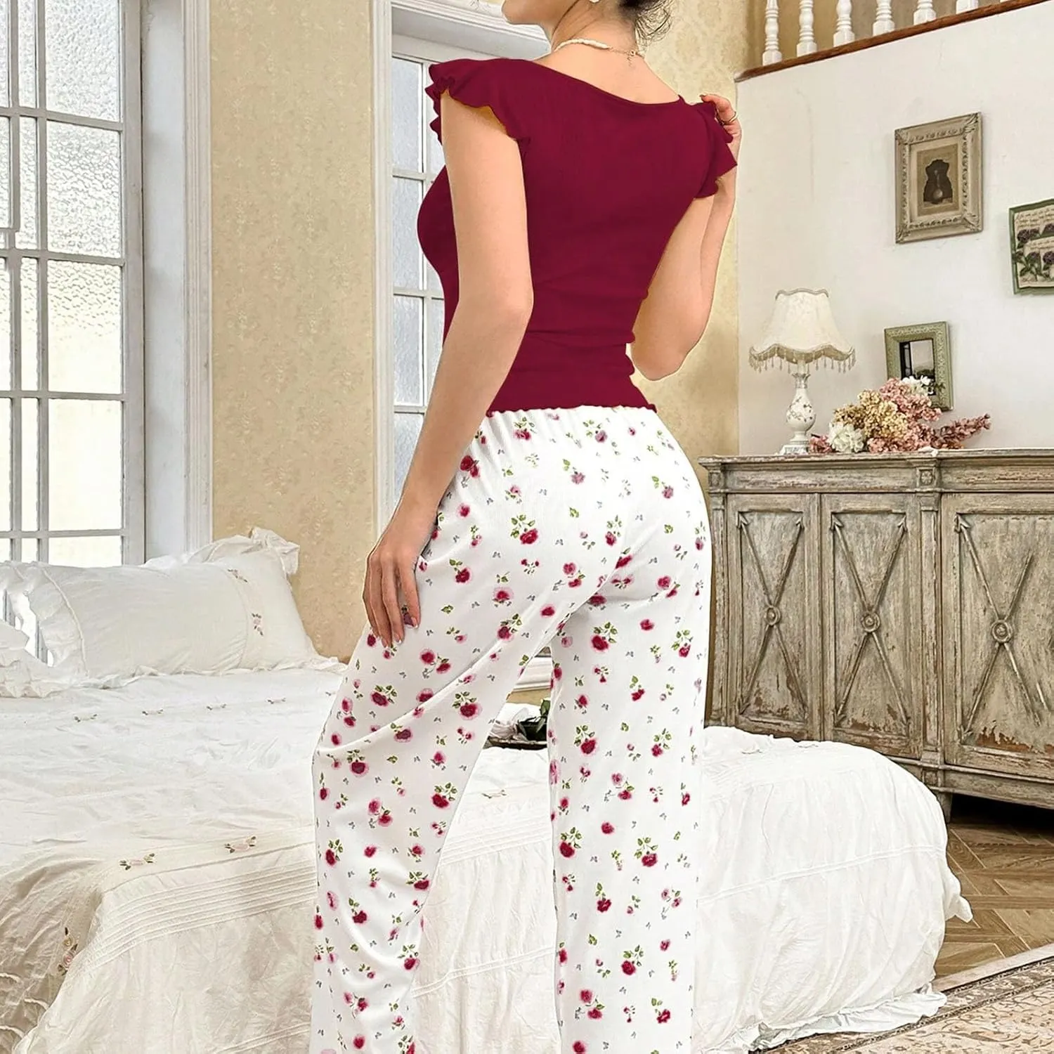 Women's 2 Piece Lounge Sets Sleeveless Pajama Set Floral Ruffle Square Neck Crop Top Wide Leg Pants Soft Loungewear