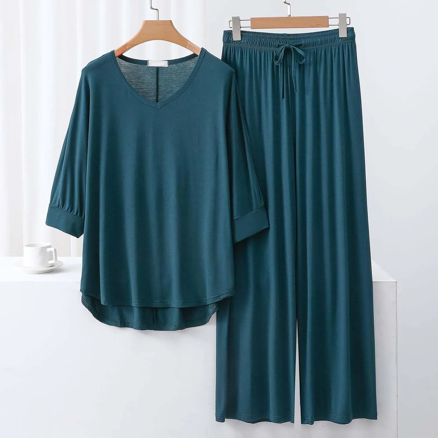 Women's Hi-Lo Hem Modal Lounge Sets 2 Piece Pajama Outfits Soft Short Sleeve V Neck Tops & Wide Leg Pants Sleepwear