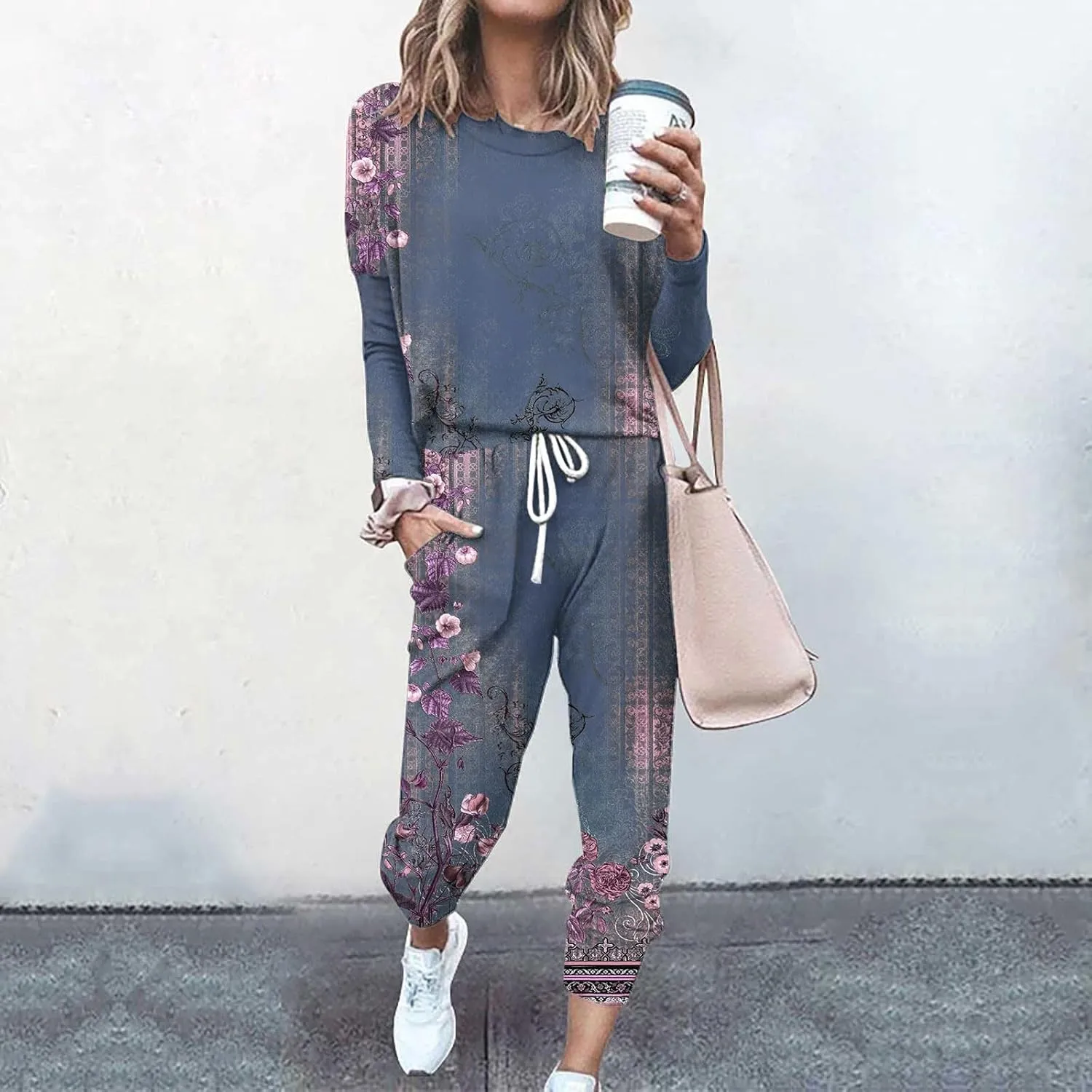 Womens Sweatsuits 2 Piece Set Sleeve Crewneck Pullover Tops and Long Pants Tracksuit Sweatsuits with Sweatpants