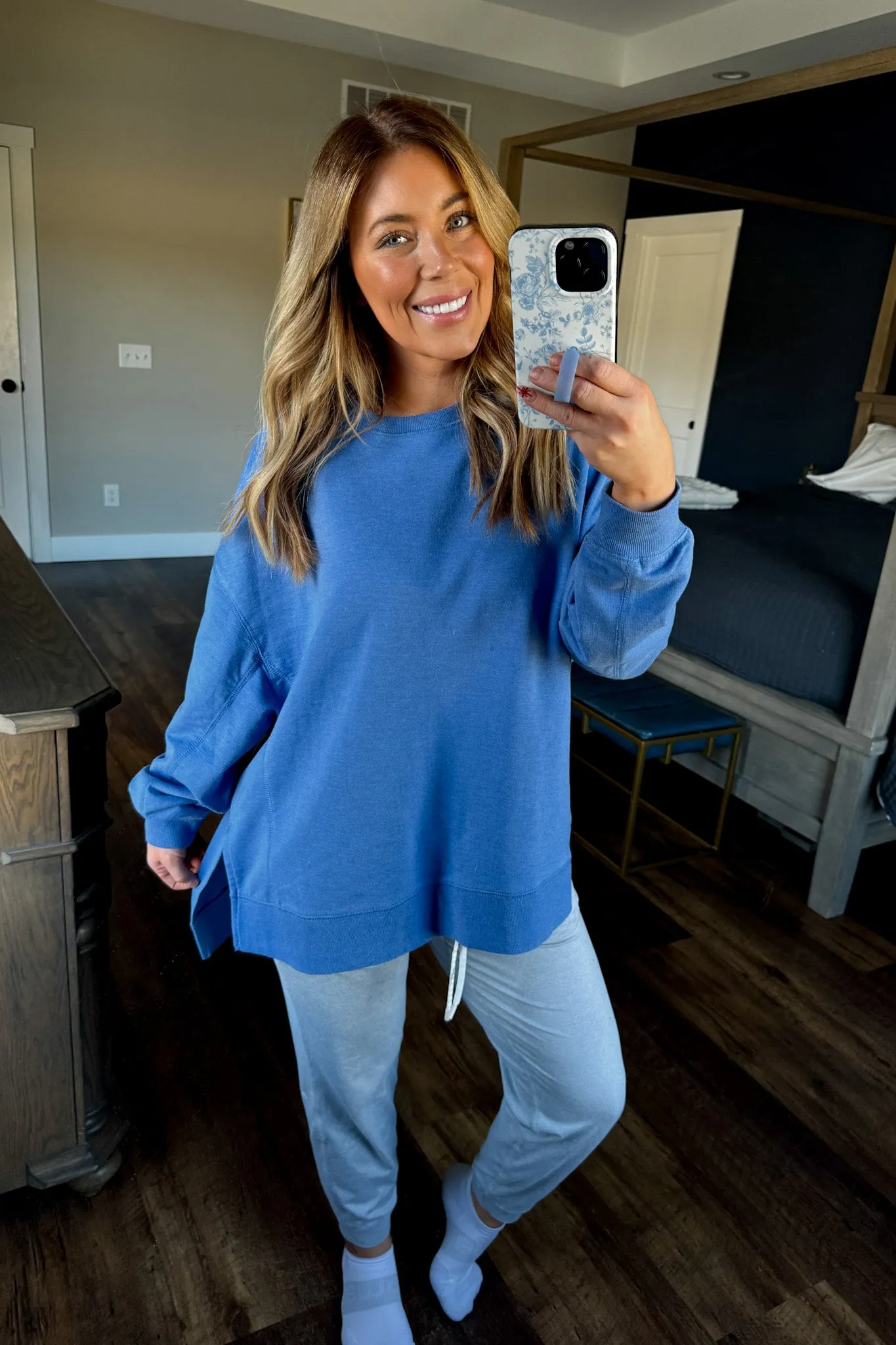 Z Supply Modern Weekender (Riviera Blue)